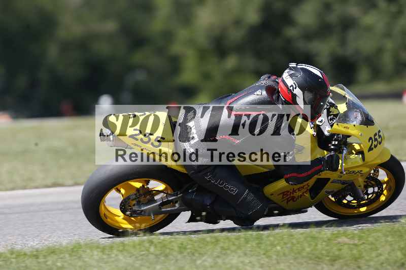 /44 09.08.2025 Plüss Moto Sport ADR/Freies Fahren/255